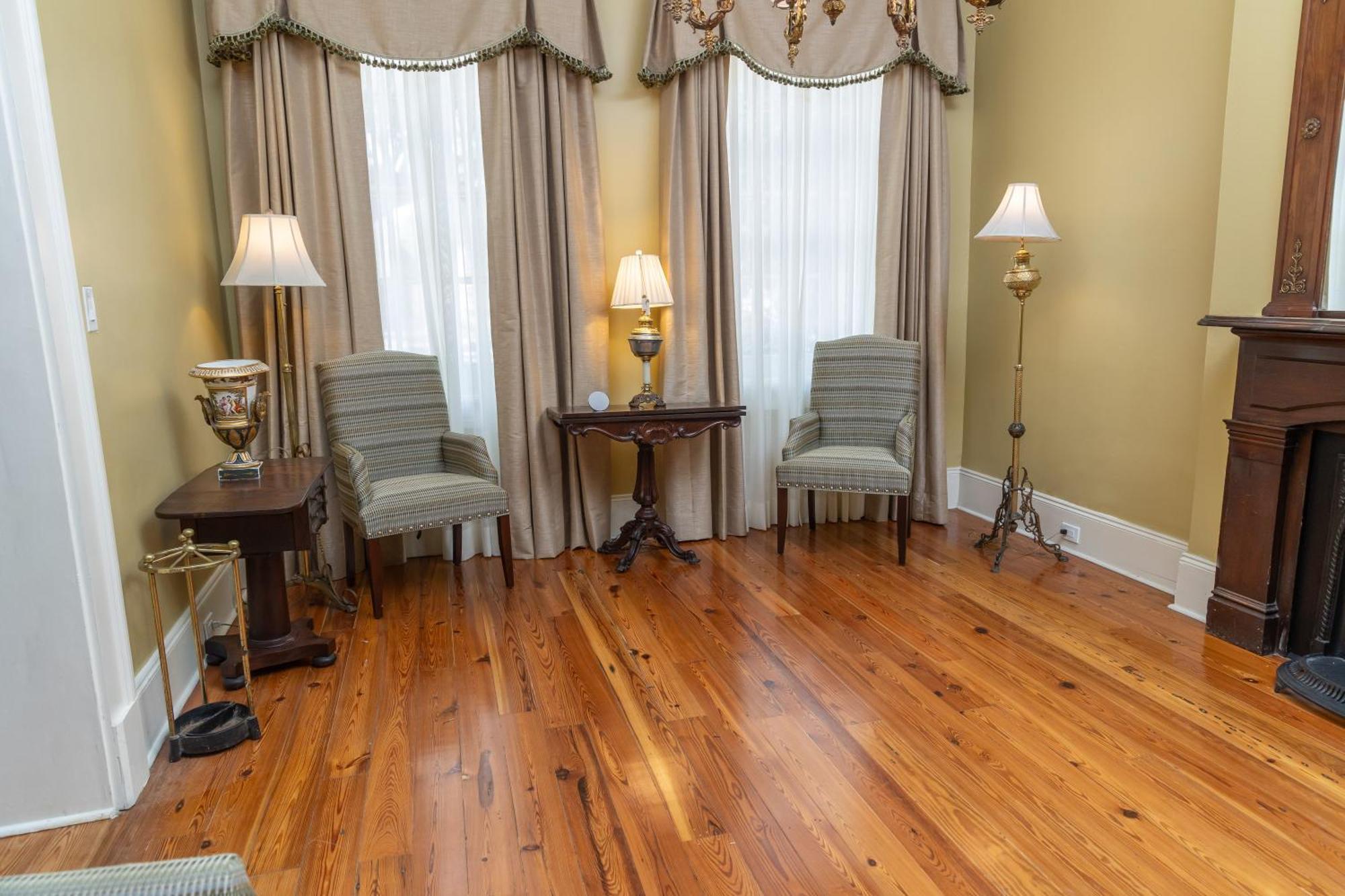 Lamothe House Hotel A French Quarter Guest Houses Property Новий Орлеан Екстер'єр фото