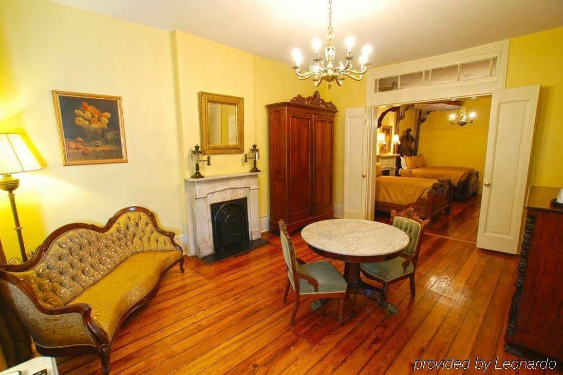 Lamothe House Hotel A French Quarter Guest Houses Property Новий Орлеан Екстер'єр фото